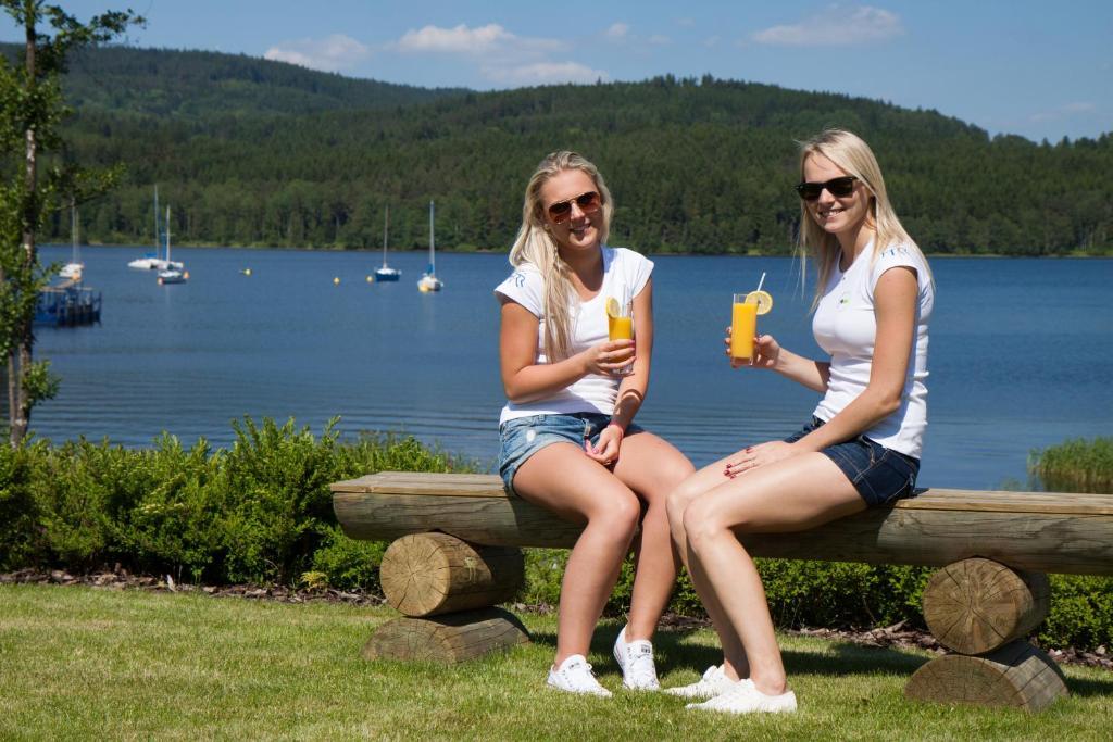 Jbx Resort Hotel Albatros Přední Výtoň Екстериор снимка