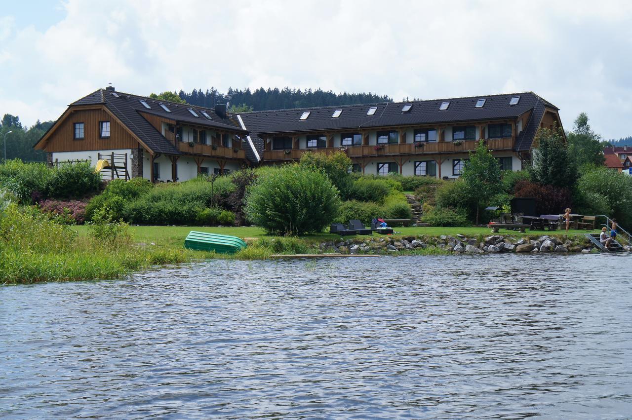 Jbx Resort Hotel Albatros Přední Výtoň Екстериор снимка
