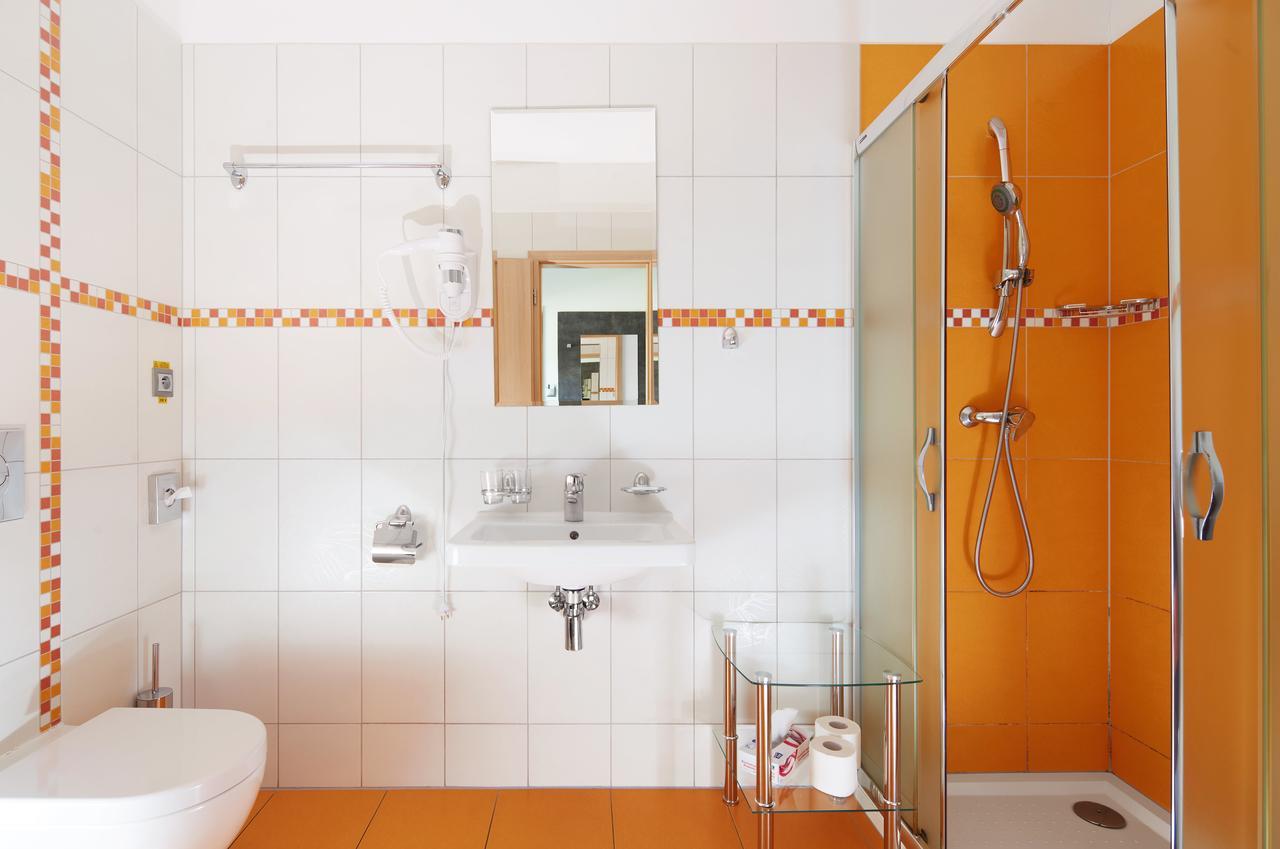 Jbx Resort Hotel Albatros Přední Výtoň Екстериор снимка