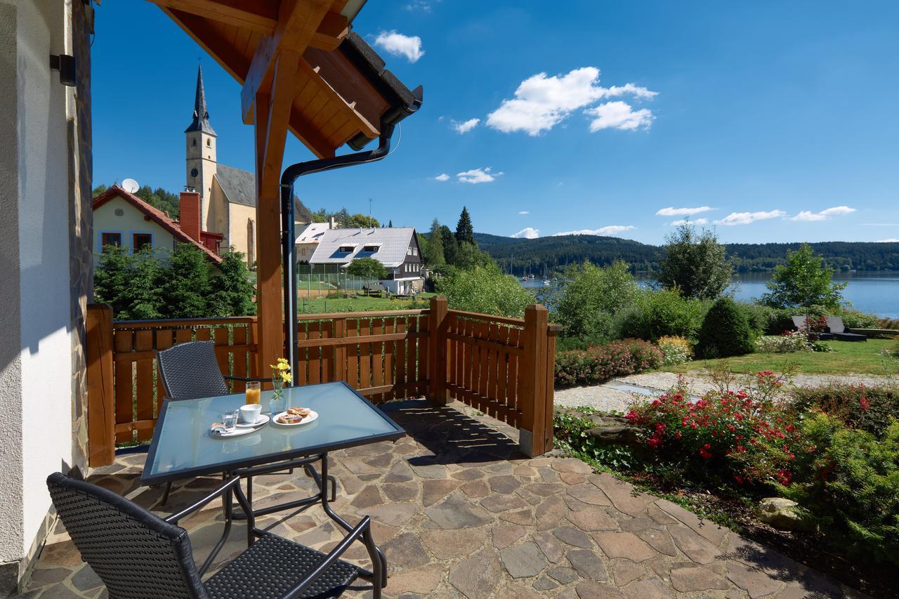 Jbx Resort Hotel Albatros Přední Výtoň Екстериор снимка