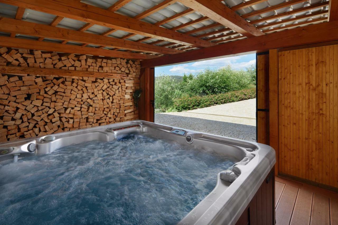 Jbx Resort Hotel Albatros Přední Výtoň Екстериор снимка